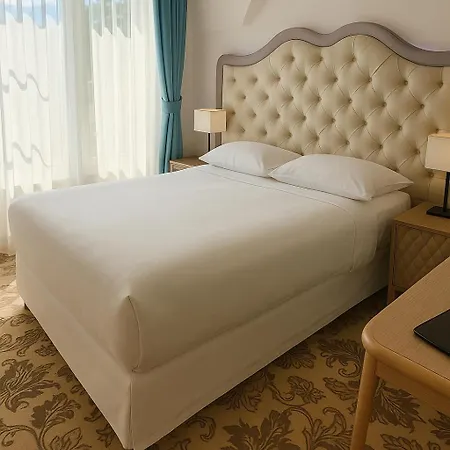 Domaine De La Ferriere Hotell 3*