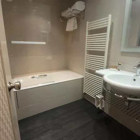 Hotell Domaine De La Ferriere 3*