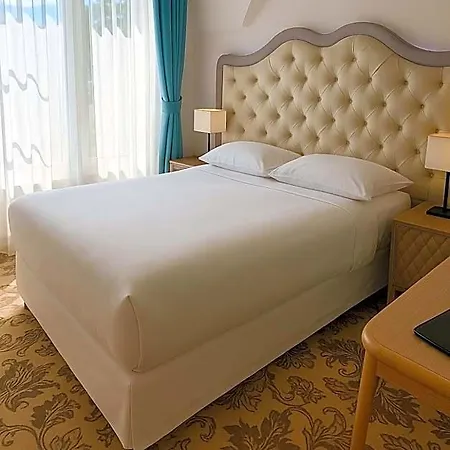 La Ferrière Hotel