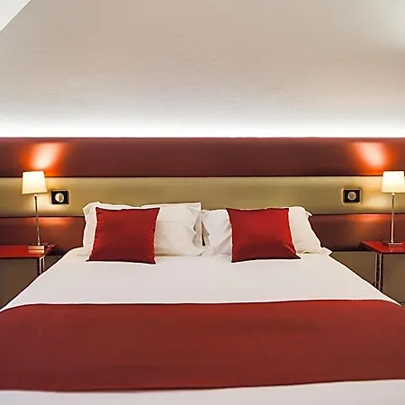 La Ferrière 3*