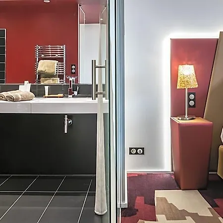 La Ferrière 3*