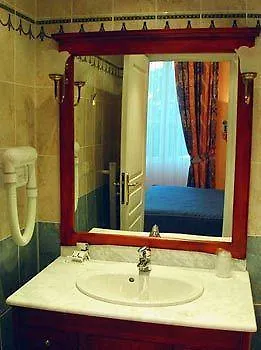Domaine De La Ferrière Hotel