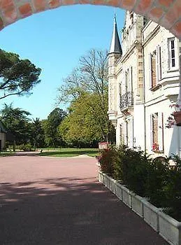 Hotel Domaine De La Ferrière 3*