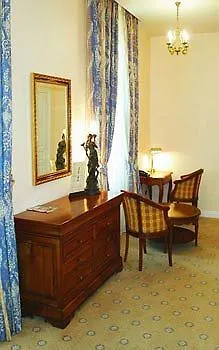 Domaine De La Ferrière Hotel
