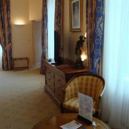 Domaine De La Ferriere Hotell 3*